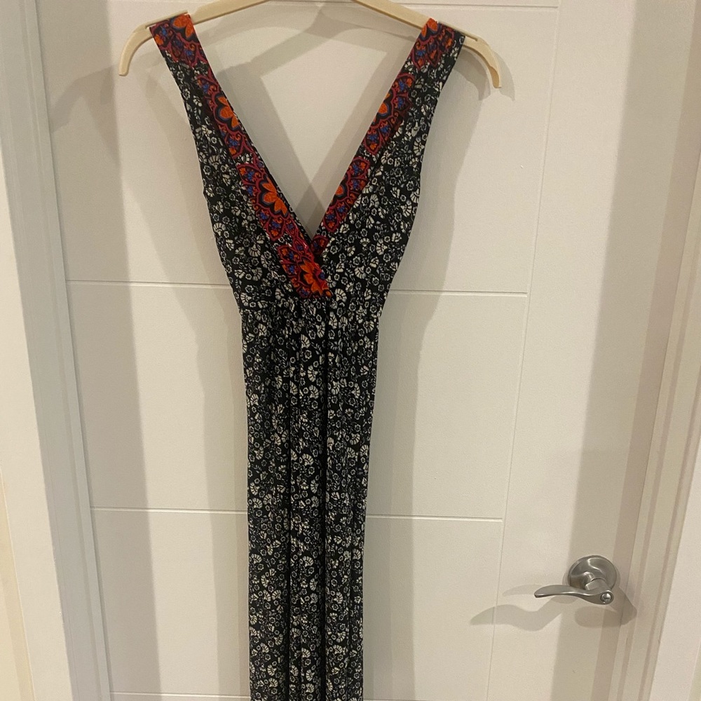Lightweight Floral Maxi Dress